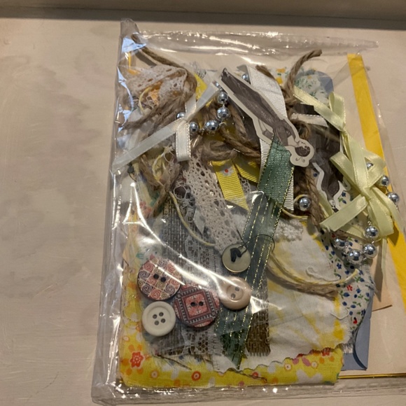 SLOW STITCHING KIT, JUNK JOURNAL, SCRAPBOOKING SUPPLIES & SNIPPET, OVER … - Picture 2 of 5